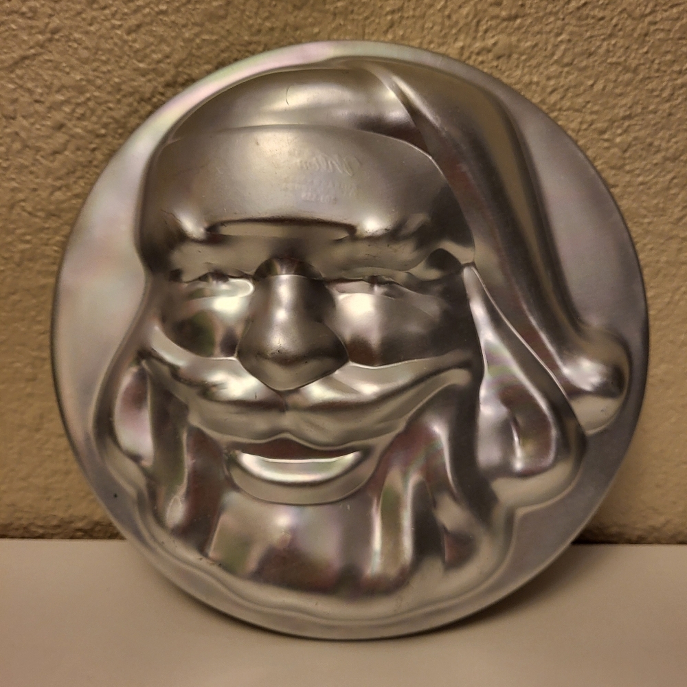 Wilton Santa Claus Cake Mold Insert